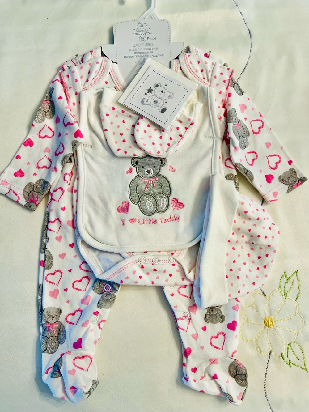 Baby 5-Piece Set - White & Pink Teddy Hearts